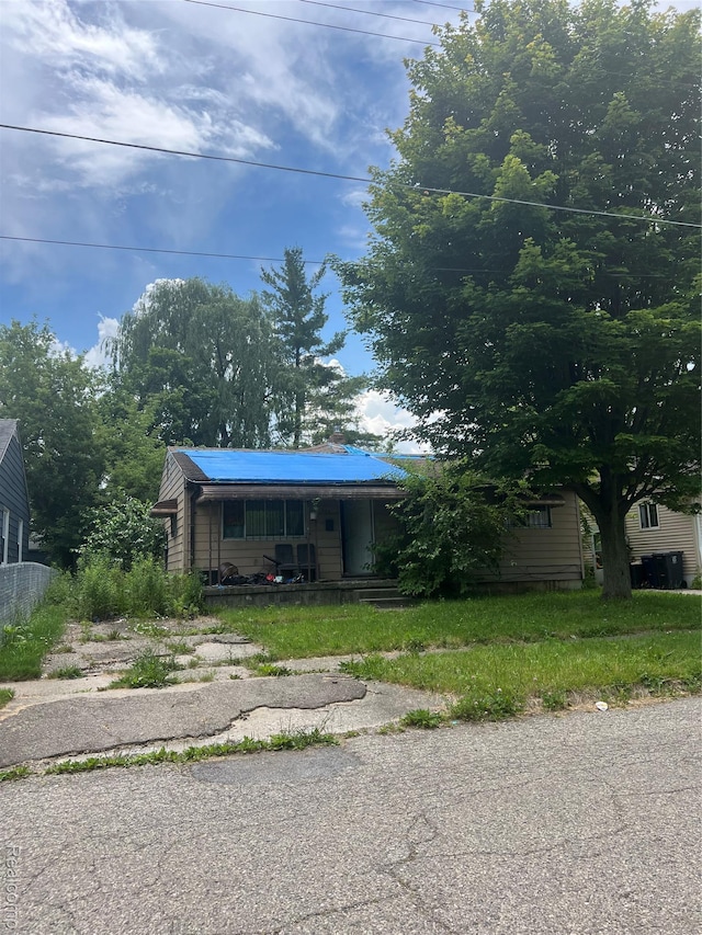 605 W Foss Ave, Flint, MI 48505 - photo 2