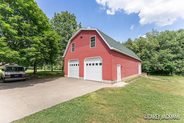 3910 Walker Ave NW, Grand Rapids, MI 49544 - garage with a detached garage