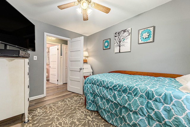 526 N 28th St, Kalamazoo, MI 49048 - bedroom featuring wood finished floors and a ceiling fan