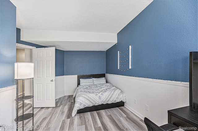 239 Fieldcrest St, Ann Arbor, MI 48103 - bedroom with wood finished floors and baseboards