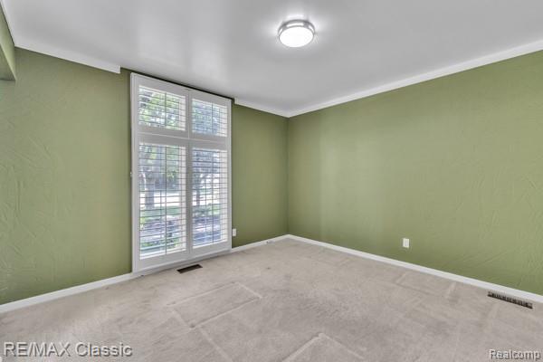 29942 Deer Run Ct, Farmington Hills, MI 48331 - photo 9