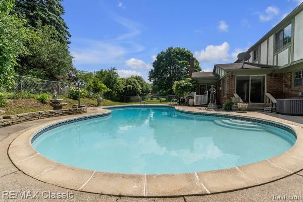29942 Deer Run Ct, Farmington Hills, MI 48331 - photo 58