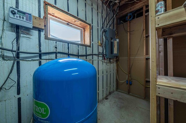 4433 Elm St, New Era, MI 49446 - view of utility room