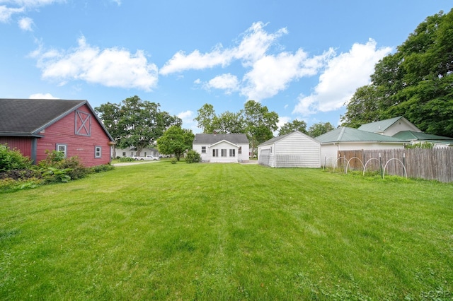 309 E Logan St, Tecumseh, MI 49286 - view of yard