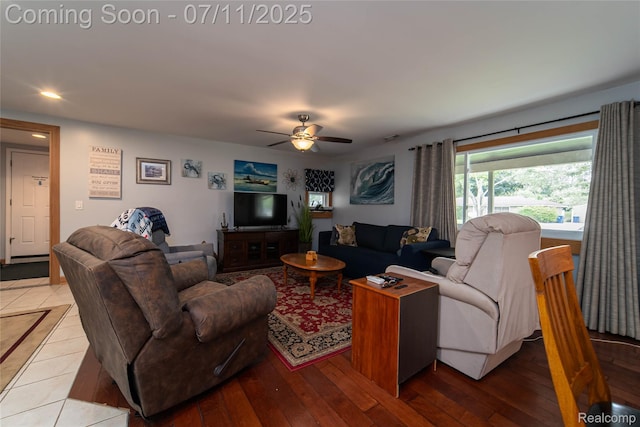 3238 Homestead Dr, Waterford, MI 48329 - living room with ceiling fan, recessed lighting, and wood-type flooring