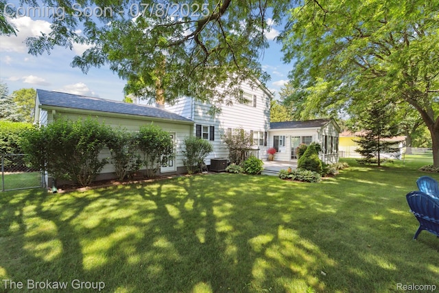 2210 Old Hickory Blvd, Davison, MI 48423 - view of yard