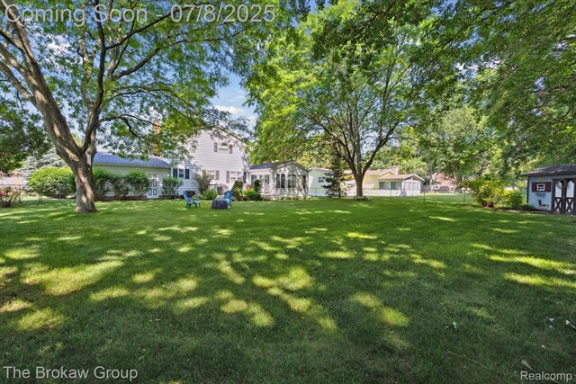 2210 Old Hickory Blvd, Davison, MI 48423 - view of yard