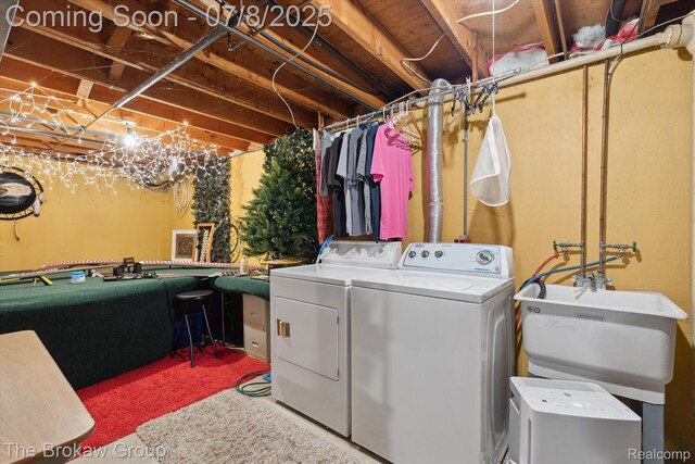 2210 Old Hickory Blvd, Davison, MI 48423 - laundry area with washer and clothes dryer and carpet