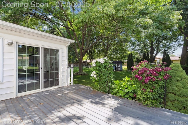 2210 Old Hickory Blvd, Davison, MI 48423 - view of wooden deck