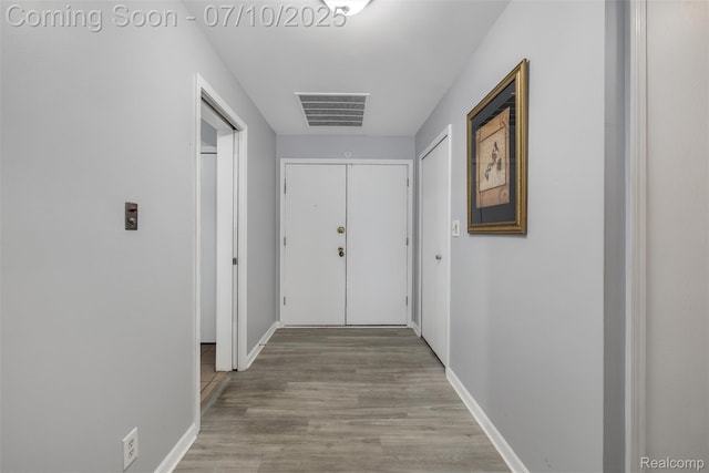 15801 Providence Dr # 5, Southfield, MI 48075 - corridor featuring light wood-style flooring and baseboards