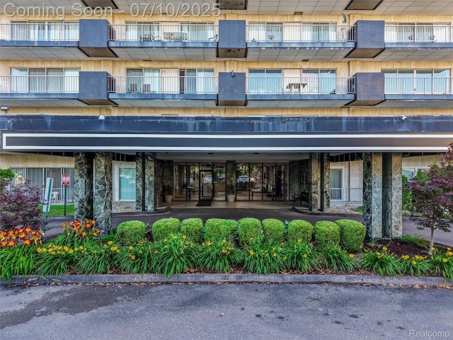 15801 Providence Dr # 5, Southfield, MI 48075 - view of property