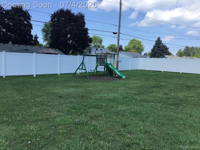 2075 Gulliver Dr, Troy, MI 48085 - photo 19
