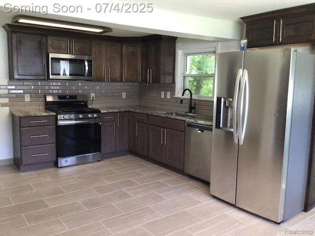 2075 Gulliver Dr, Troy, MI 48085 - photo 11