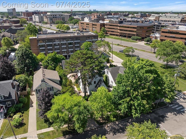 524 Oakland Ave, Birmingham, MI 48009 - drone / aerial view