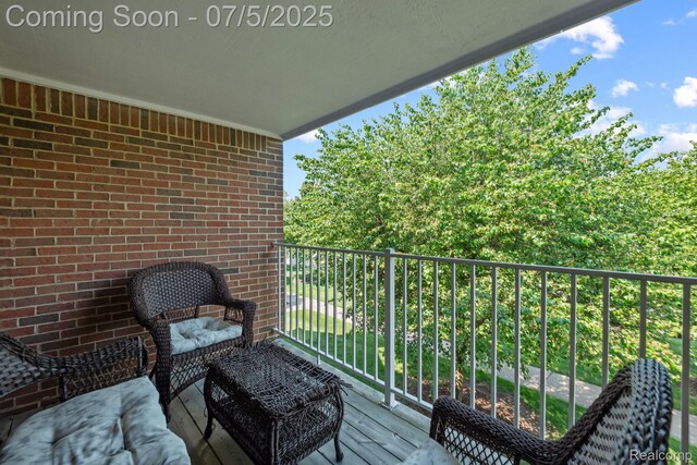 46214 Cavalier Dr, Macomb, MI 48044 - photo 9