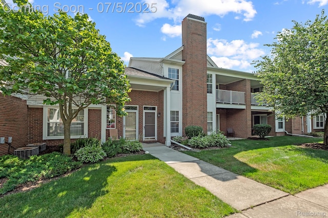 46214 Cavalier Dr, Macomb, MI 48044 - photo 1