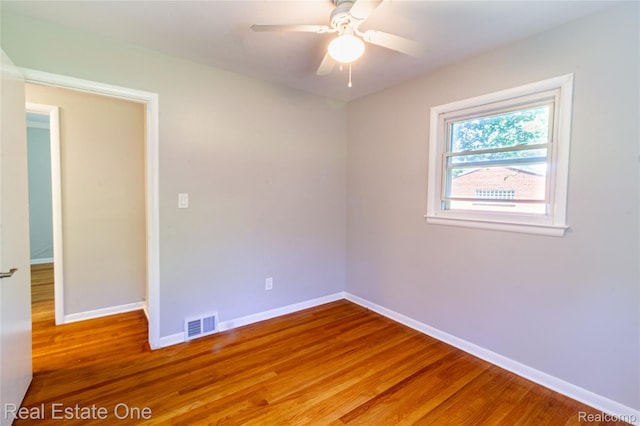 27875 Peppermill Rd, West Bloomfield, MI 48331 - photo 14