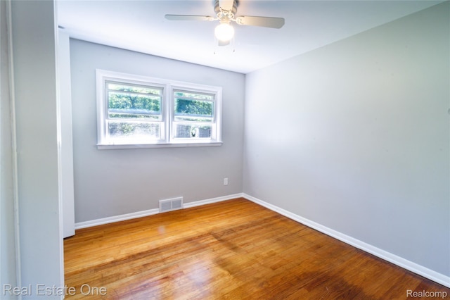 27875 Peppermill Rd, West Bloomfield, MI 48331 - photo 15