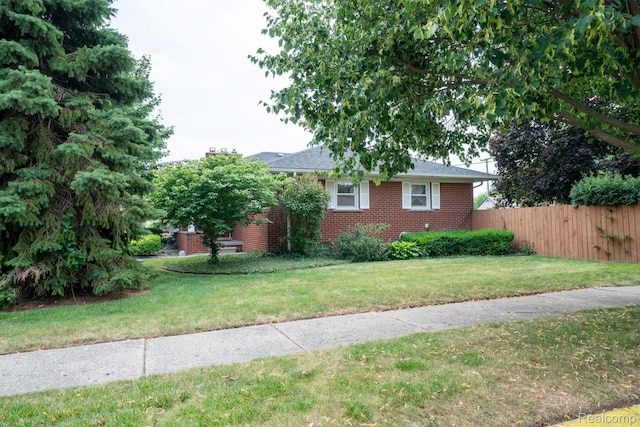 3320 Middlefield Dr, Trenton, MI 48183 - photo 5