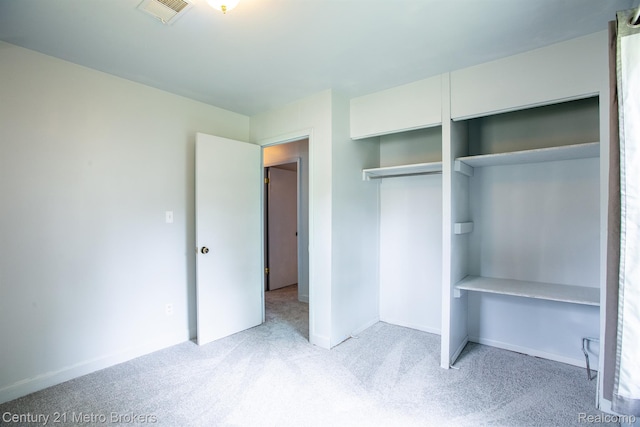2512 Flintridge St, Lake Orion, MI 48359 - unfurnished bedroom featuring light carpet and a closet