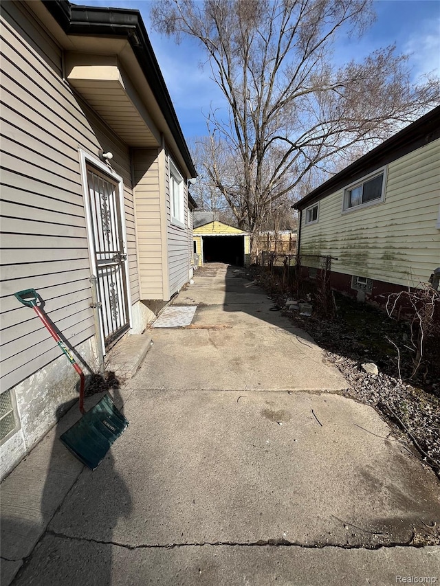 7800 Rutland St, Detroit, MI 48228 - view of patio