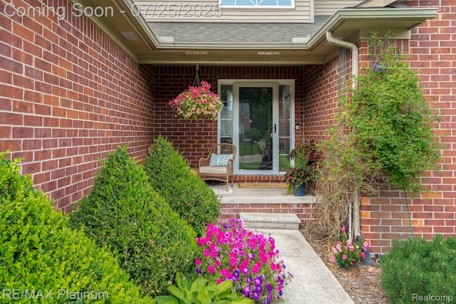 268 Crystal Ct, Howell, MI 48843 - photo 2