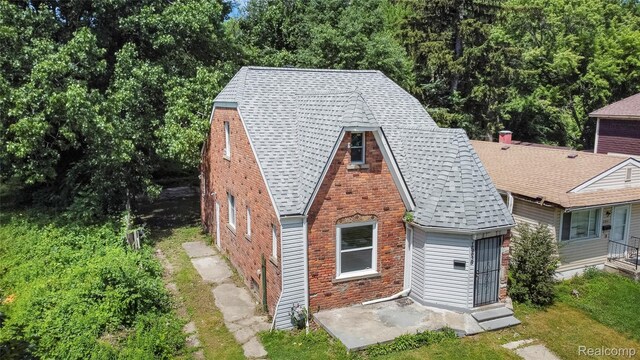 15835 Westbrook St, Detroit, MI 48223 - photo 2