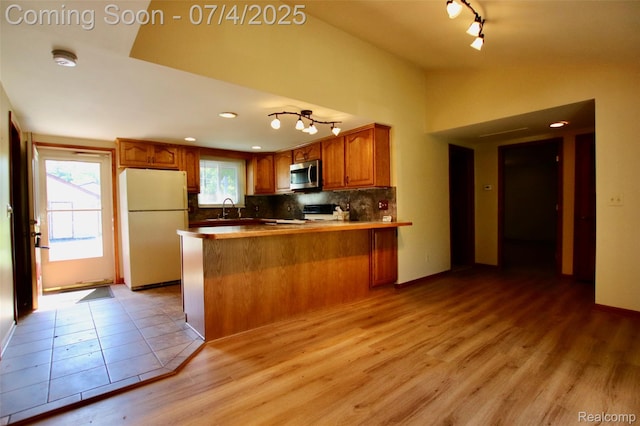 451 S Hospital Rd, Waterford, MI 48327 - photo 9