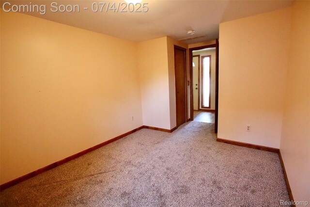 451 S Hospital Rd, Waterford, MI 48327 - photo 17