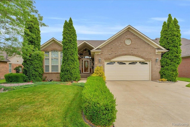 23330 Tumbleweed Ln, Brownstown, MI 48183 - photo 2