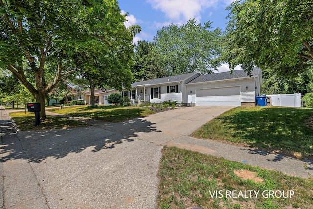 1319 Oakes Ave, Grand Haven, MI 49417 - photo 2