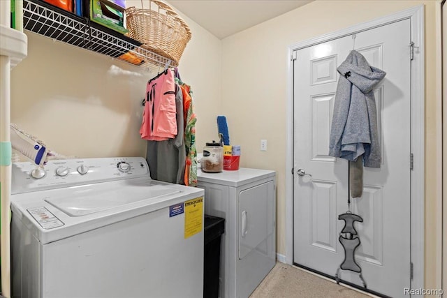 14236 Marshall Dr, Redford, MI 48239 - laundry area with washer and clothes dryer