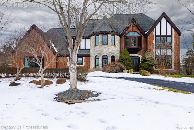 1180 Knob Creek Dr, Rochester, MI 48306 - english style home with stone siding