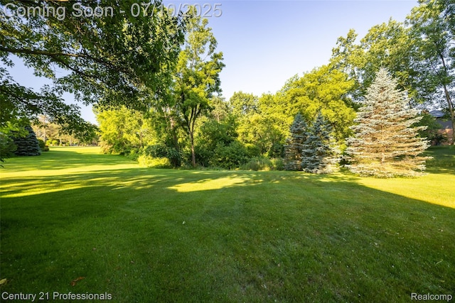 1180 Knob Creek Dr, Rochester, MI 48306 - view of grassy yard