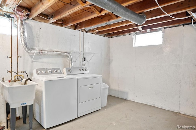 23631 Beverly St, Saint Clair Shores, MI 48082 - washroom with washing machine and clothes dryer