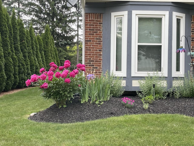 1015 Pointe Place Blvd, Rochester, MI 48307 - exterior view of brick siding