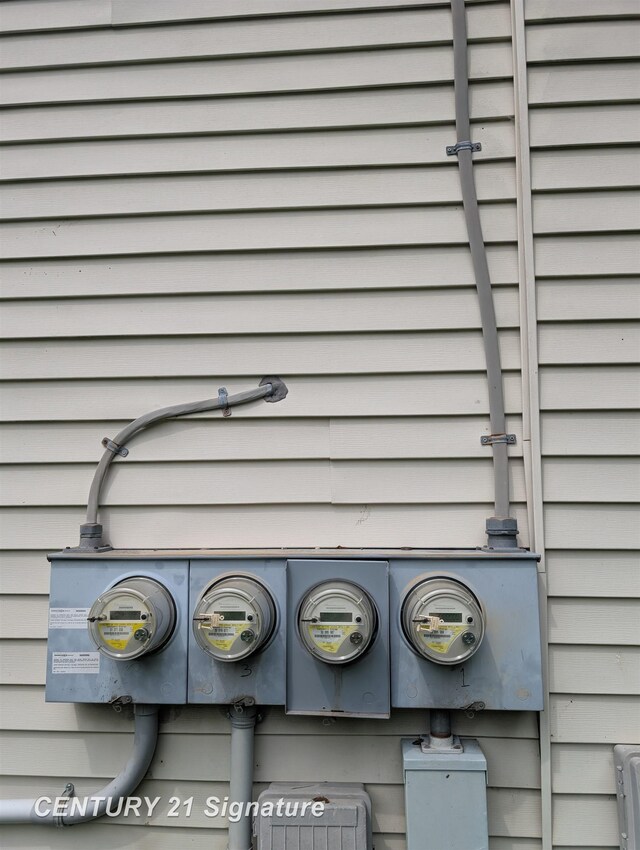 3006 Douglass St, Saginaw, MI 48601 - photo 14