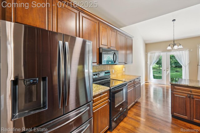 1388 Pine Grove Ln, Milford, MI 48381 - photo 13
