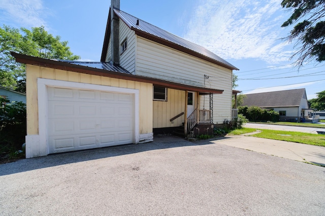 707 Cypress St, Manistee, MI 49660 - photo 4
