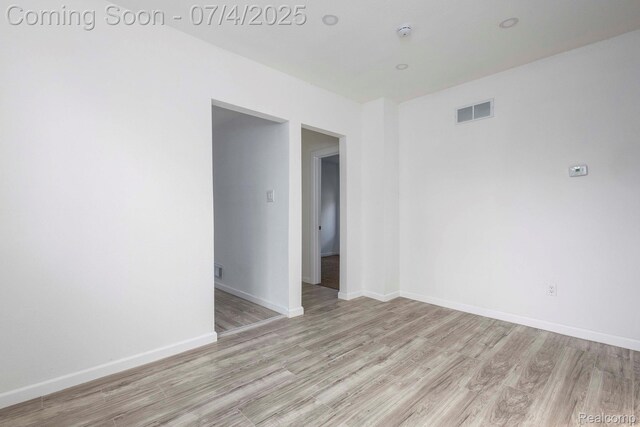 553 Belmont St, Detroit, MI 48202 - photo 23