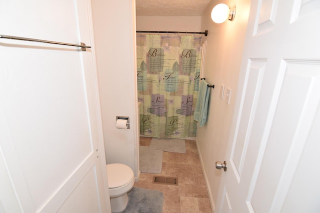 325 Dallas St, Colon, MI 49040 - bathroom with a shower with curtain and a textured ceiling
