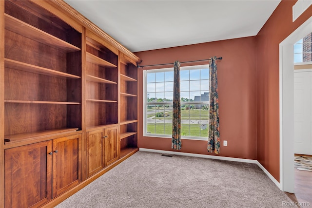 6119 Amber Ln, Grand Blanc, MI 48439 - unfurnished room with carpet and baseboards