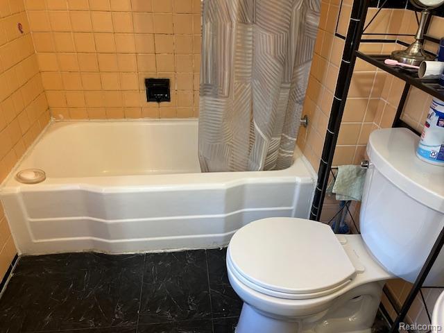 18638 Appoline St, Detroit, MI 48235 - photo 11