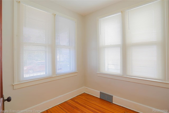 15251 Maplewood Ave, Eastpointe, MI 48021 - unfurnished room featuring light wood finished floors and baseboards