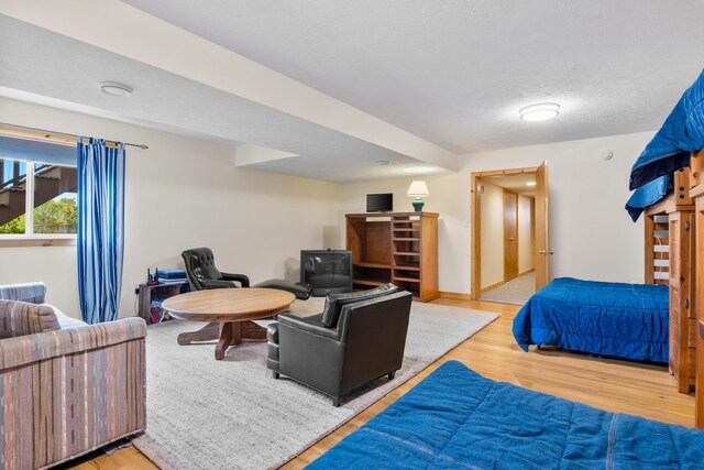 6730 S Glazier Beach Dr, Cedar, MI 49621