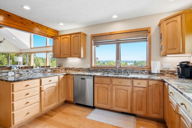 6730 S Glazier Beach Dr, Cedar, MI 49621