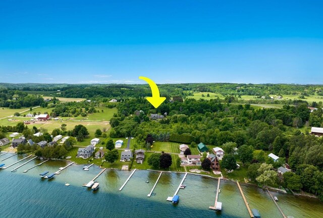 6730 S Glazier Beach Dr, Cedar, MI 49621