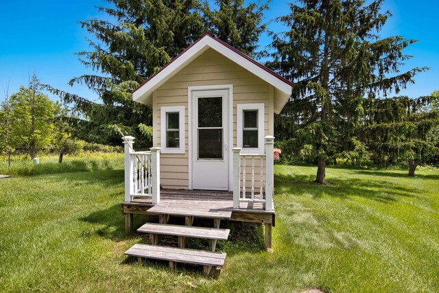 6730 S Glazier Beach Dr, Cedar, MI 49621