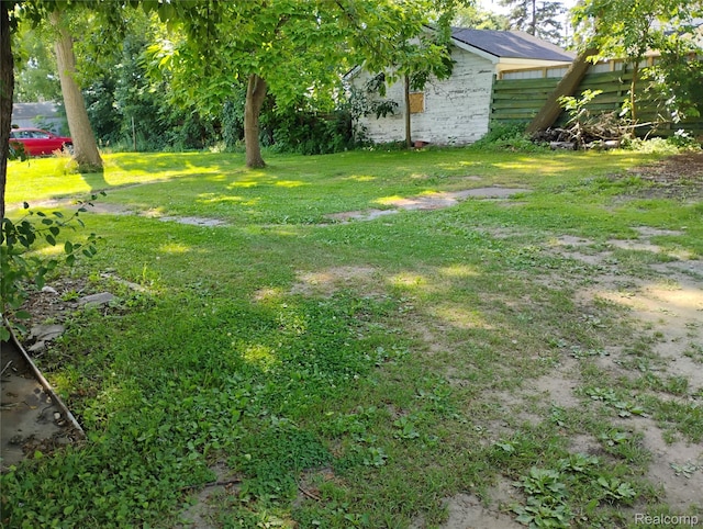 2066 E Bristol Rd, Burton, MI 48529 - photo 12