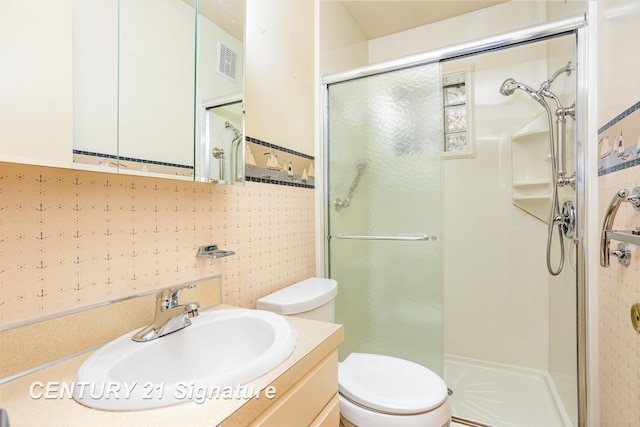 2936 Reppuhn Dr, Saginaw, MI 48603 - full bath featuring a shower stall and vanity
